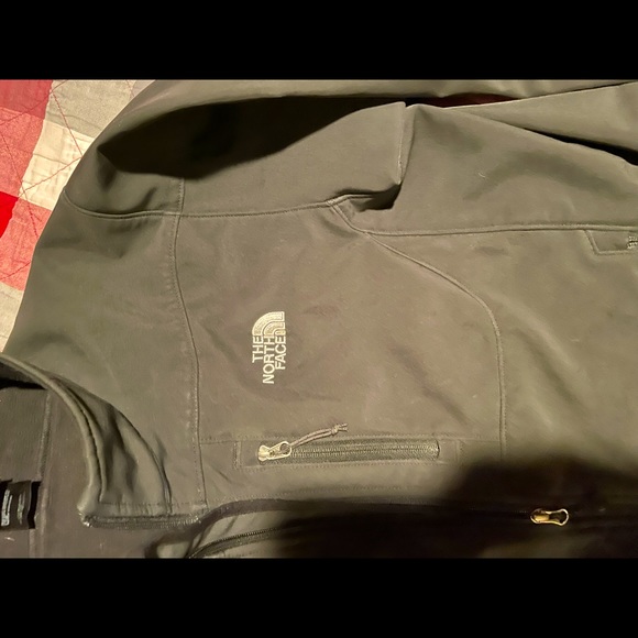 NorthFace Jacket - Picture 2 of 2